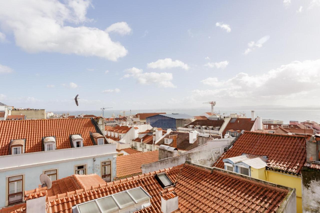 ליסבון Amazing Rooftop Terrace With River And Historic City View 4 Bedrooms 4 Bathrooms Ac 19Th Century Building Chiado מראה חיצוני תמונה