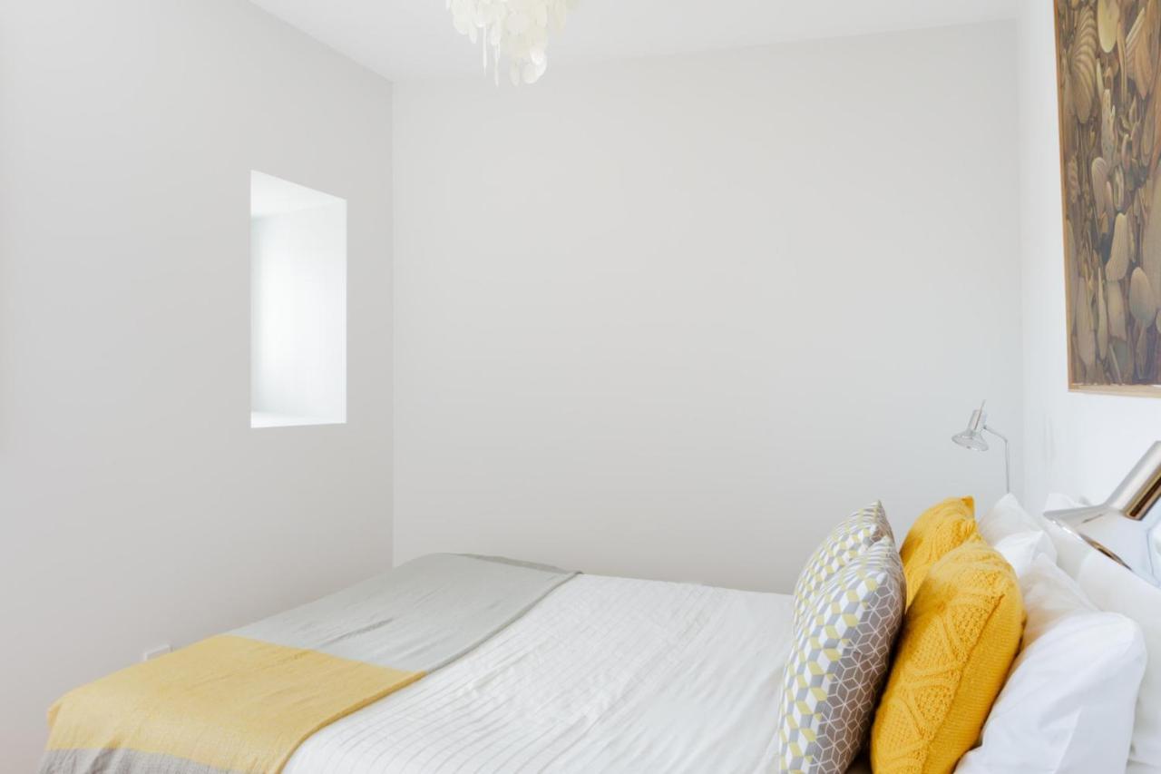 ליסבון Amazing Rooftop Terrace With River And Historic City View 4 Bedrooms 4 Bathrooms Ac 19Th Century Building Chiado מראה חיצוני תמונה