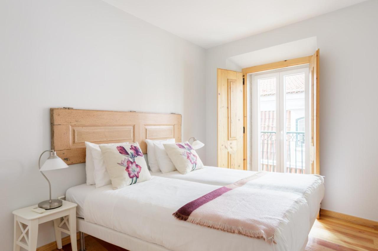 ליסבון Amazing Rooftop Terrace With River And Historic City View 4 Bedrooms 4 Bathrooms Ac 19Th Century Building Chiado מראה חיצוני תמונה