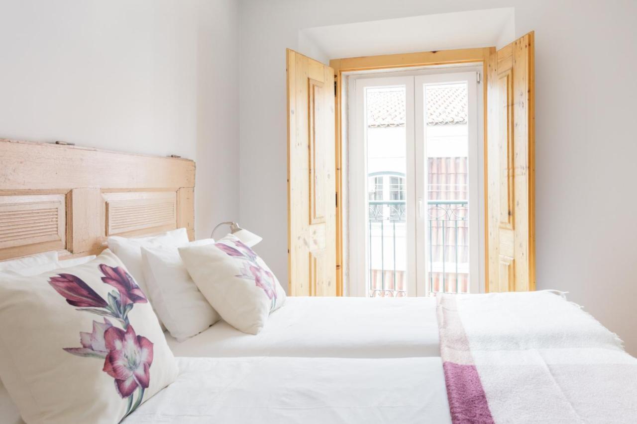 ליסבון Amazing Rooftop Terrace With River And Historic City View 4 Bedrooms 4 Bathrooms Ac 19Th Century Building Chiado מראה חיצוני תמונה