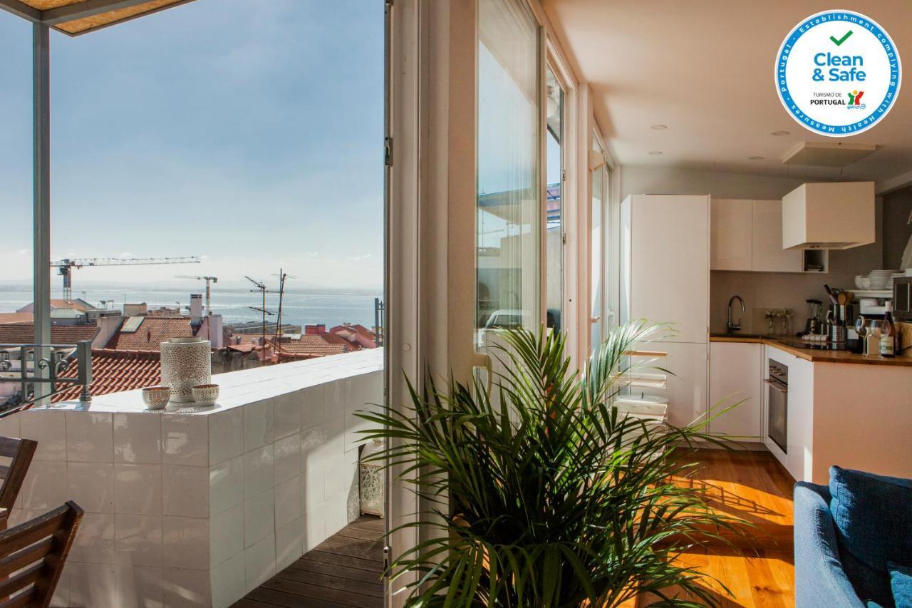 ליסבון Amazing Rooftop Terrace With River And Historic City View 4 Bedrooms 4 Bathrooms Ac 19Th Century Building Chiado מראה חיצוני תמונה