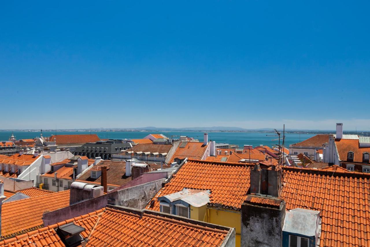 ליסבון Amazing Rooftop Terrace With River And Historic City View 4 Bedrooms 4 Bathrooms Ac 19Th Century Building Chiado מראה חיצוני תמונה