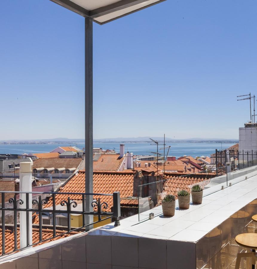 ליסבון Amazing Rooftop Terrace With River And Historic City View 4 Bedrooms 4 Bathrooms Ac 19Th Century Building Chiado מראה חיצוני תמונה